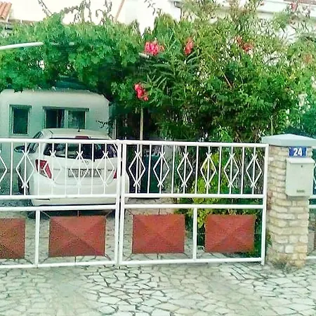 Apartman Niko Id:0008 *